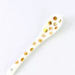 Cucharita Cerámica / Blanco Puntos Oro