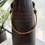 Pieza Antigua Hindú en Madera con Asa